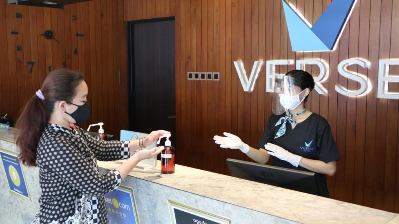 Verse Hotel Cirebon Exterior photo